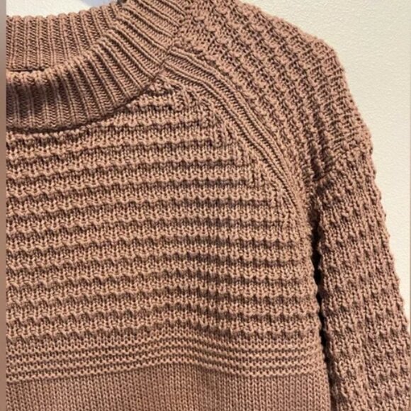 NWT Universal Thread Brown Knit Crew Neck Sweater - Picture 4 of 4